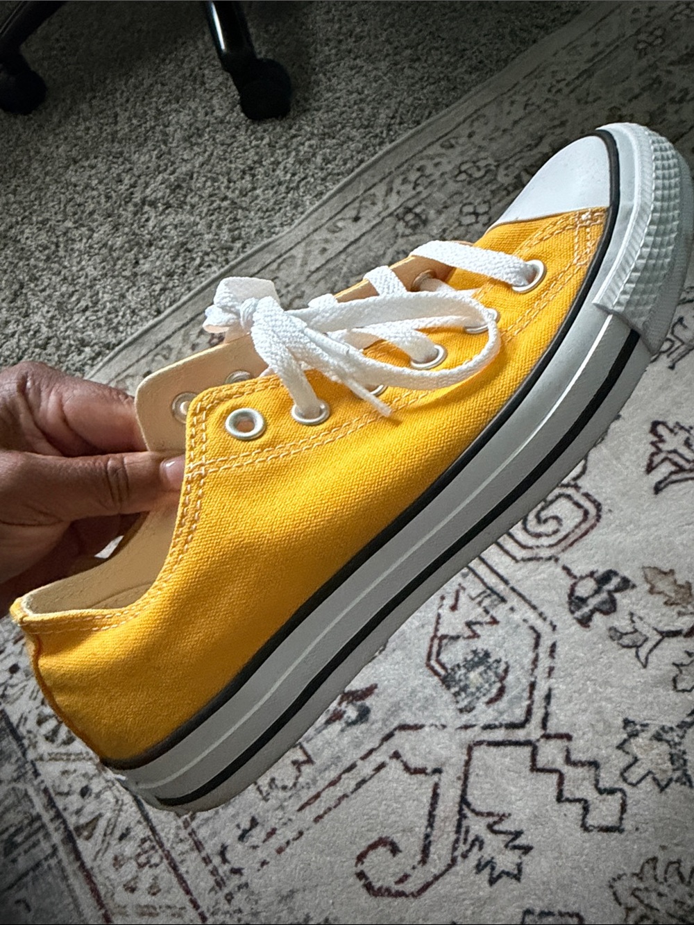 Converse Kids' All Star Low Top Sneakers - Yellow size 8W 6M - Picture 3 of 4